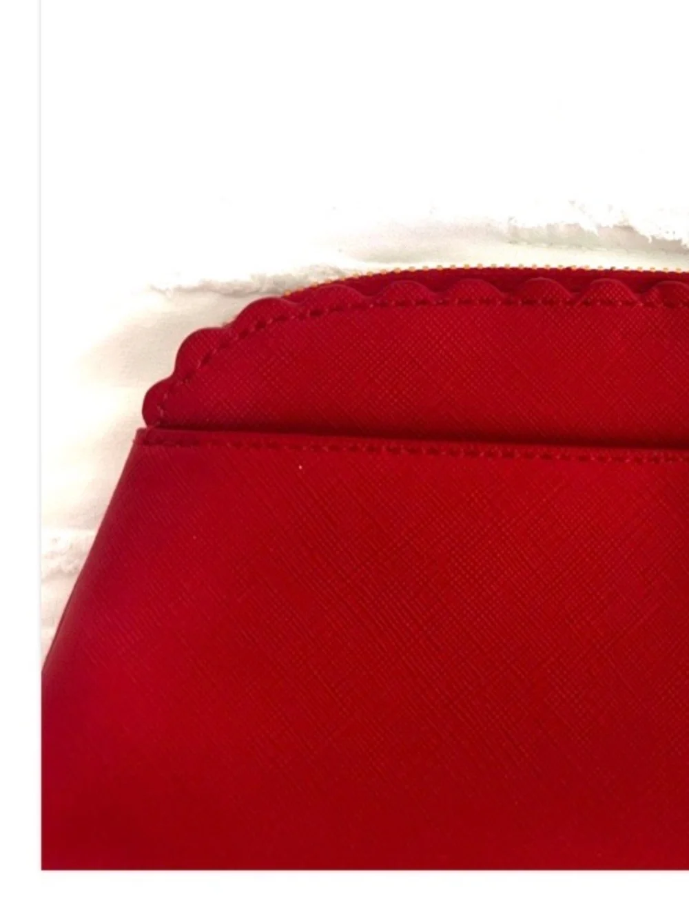Talbot’s Red Scallop Edge Cosmetic Case NWT